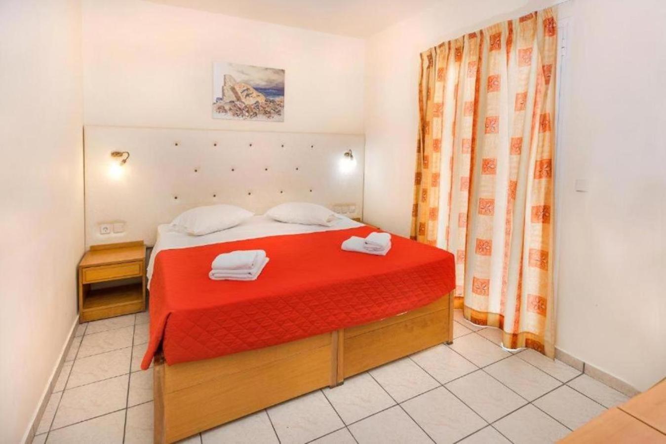 Eri Beach & Village Hotel 헐소니소스 외부 사진
