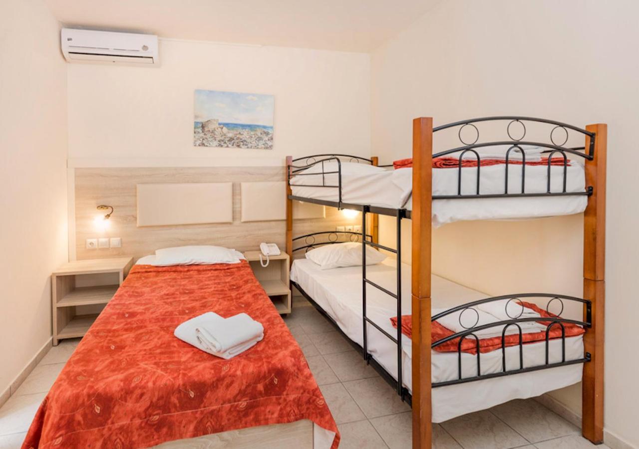 Eri Beach & Village Hotel 헐소니소스 외부 사진