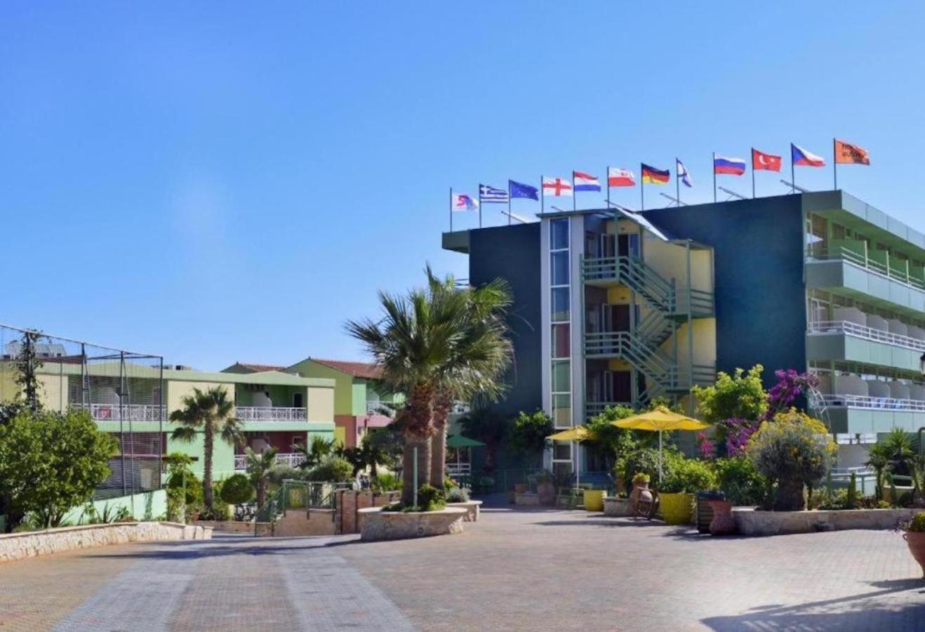 Eri Beach & Village Hotel 헐소니소스 외부 사진