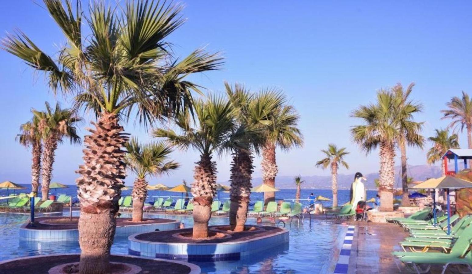 Eri Beach & Village Hotel 헐소니소스 외부 사진