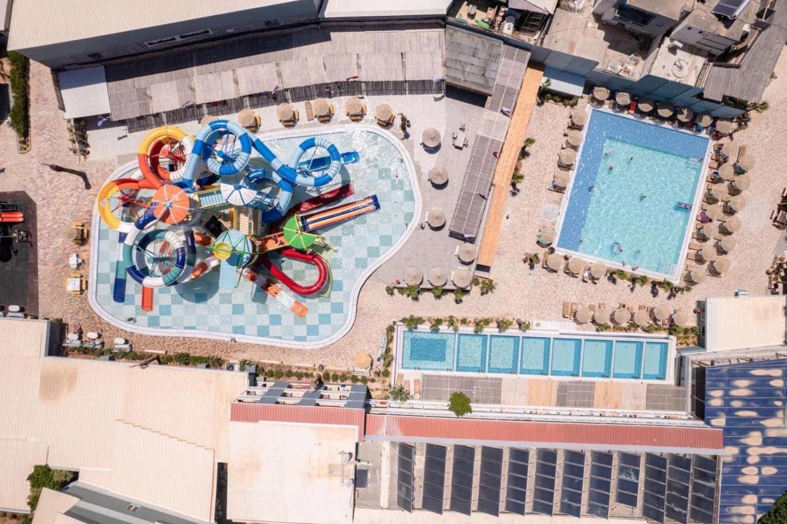 Eri Beach & Village Hotel 헐소니소스 외부 사진